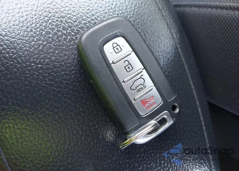 2013 Hyundai Veloster Re:mix z USA, uszkodzony, nr VIN KMHTC6AD5DU156814